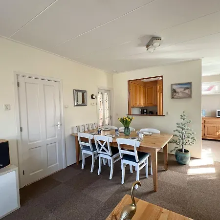 Apartment Vakantiewoning Met Dakterras - 150m Egmond aan Zee