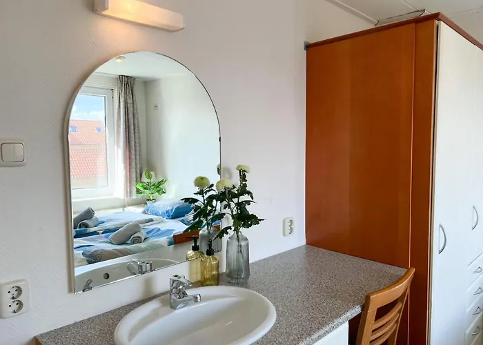 Vakantiewoning Met Dakterras - 150m Apartment